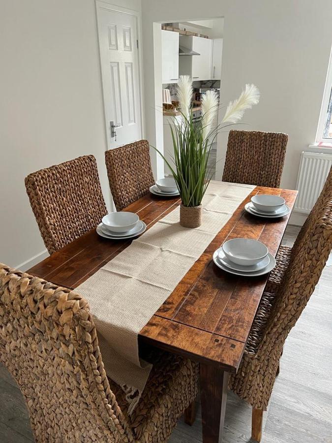 Rydal House 2 Bedroom House With Upstairs Bathroom Ньютон-ле-Віллоуз Екстер'єр фото