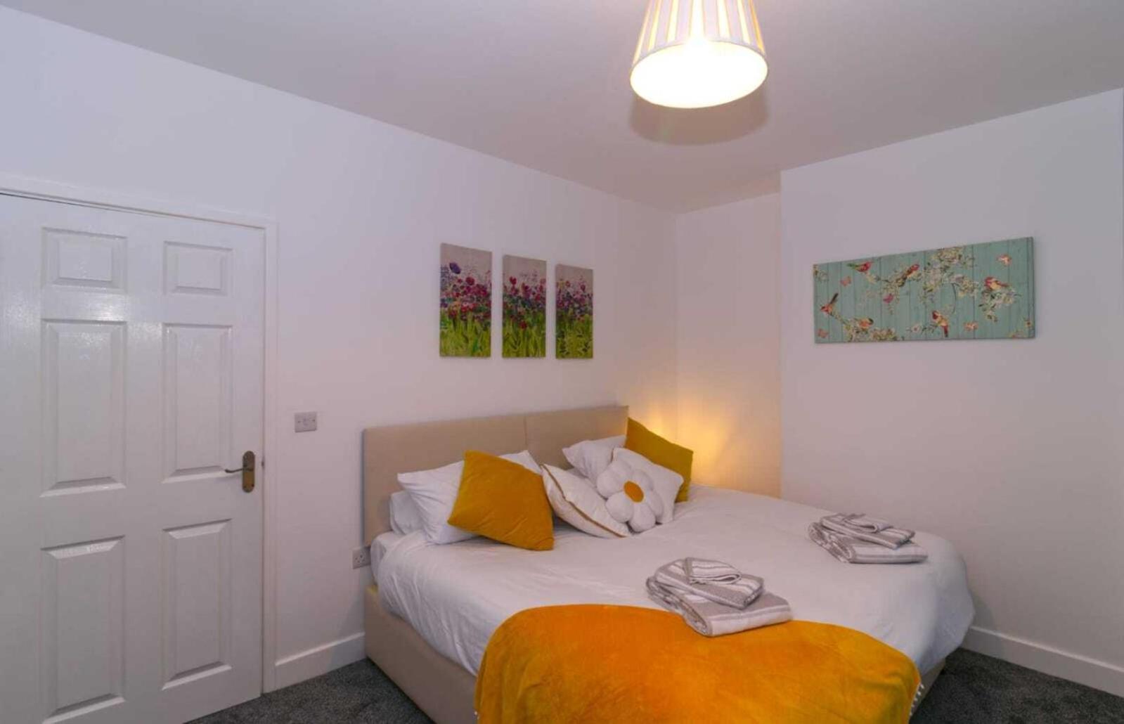 Rydal House 2 Bedroom House With Upstairs Bathroom Ньютон-ле-Віллоуз Номер фото